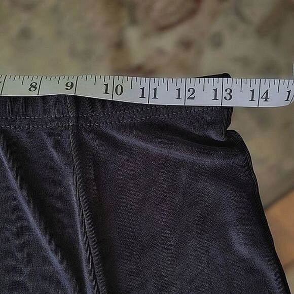 Vtg slinky black rib knit fit and flare midi skirt - Picture 7 of 9